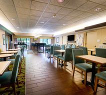 Hampton Inn Flemington Lobby