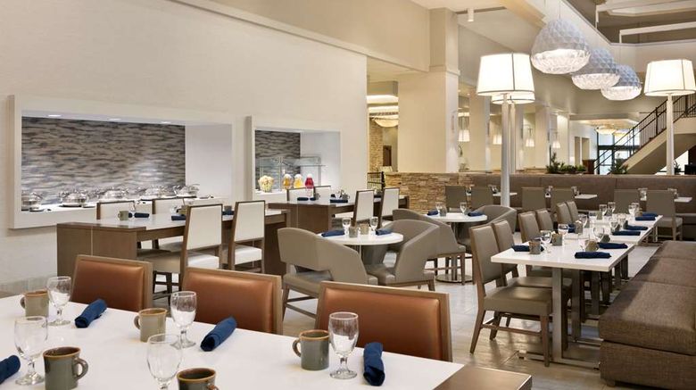 <b>Hilton Fort Collins Restaurant</b>. Images powered by <a href="https://iceportal.shijigroup.com/" title="IcePortal" target="_blank">IcePortal</a>.