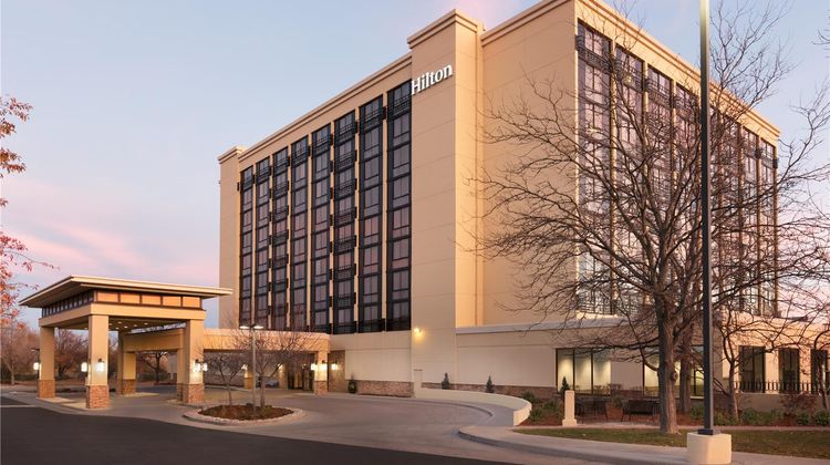 Hilton Fort Collins Exterior