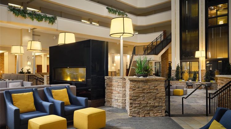 Hilton Fort Collins Lobby