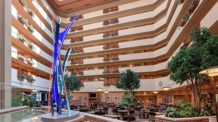 Embassy Suites Conference Center & Spa Lobby
