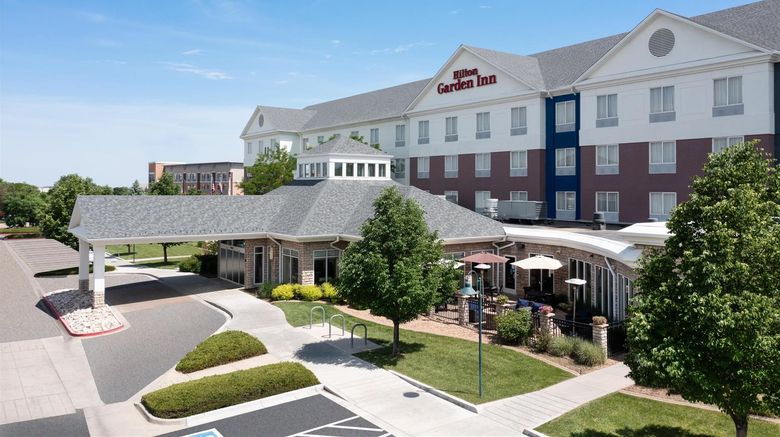 <b>Hilton Garden Inn Fort Collins Exterior</b>. Images powered by <a href="https://iceportal.shijigroup.com/" title="IcePortal" target="_blank">IcePortal</a>.