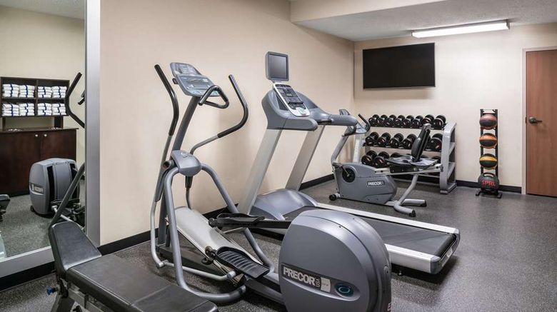 <b>Hampton Inn Loveland Health</b>. Images powered by <a href="https://iceportal.shijigroup.com/" title="IcePortal" target="_blank">IcePortal</a>.