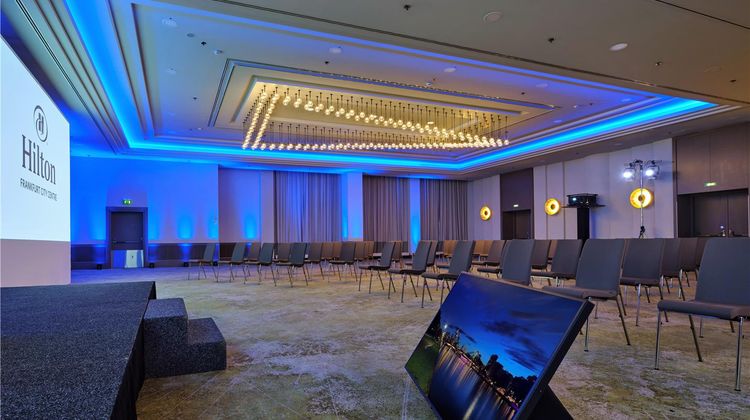 Hilton Frankfurt City Centre Meeting