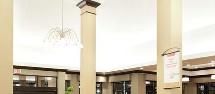 Hilton Garden Inn Sioux Falls Lobby