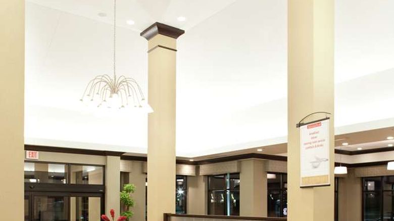 <b>Hilton Garden Inn Sioux Falls Lobby</b>. Images powered by <a href="https://iceportal.shijigroup.com/" title="IcePortal" target="_blank">IcePortal</a>.