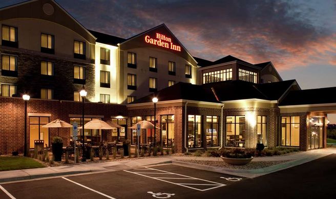 Hilton Garden Inn Sioux Falls Exterior