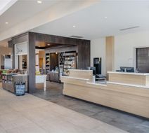 Hilton Garden Inn Sioux Falls Lobby