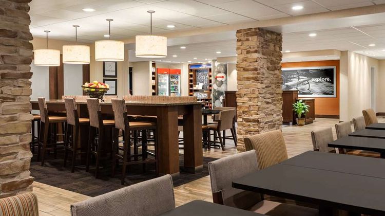 Hampton Inn Fort Smith Lobby