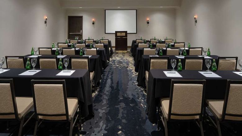 <b>Embassy Suites Fort Worth - Downtown Meeting</b>. Images powered by <a href="https://iceportal.shijigroup.com/" title="IcePortal" target="_blank">IcePortal</a>.