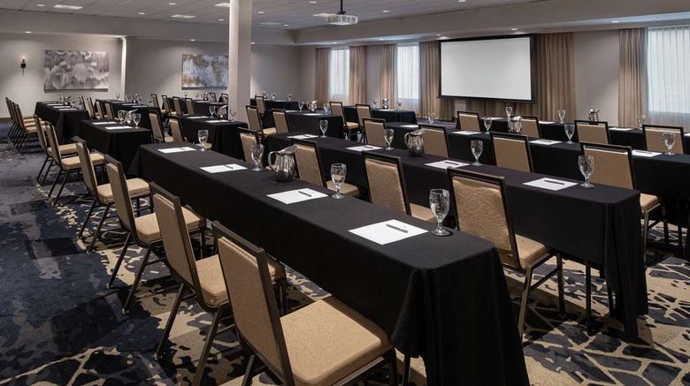 <b>Embassy Suites Fort Worth - Downtown Meeting</b>. Images powered by <a href="https://iceportal.shijigroup.com/" title="IcePortal" target="_blank">IcePortal</a>.