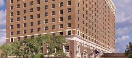 Hilton Fort Worth Exterior