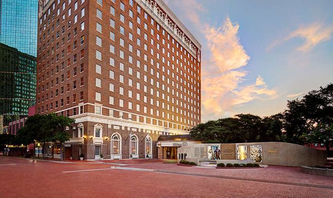 Hilton Fort Worth Exterior