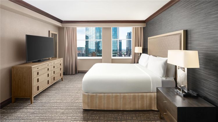 Hilton Fort Worth Room