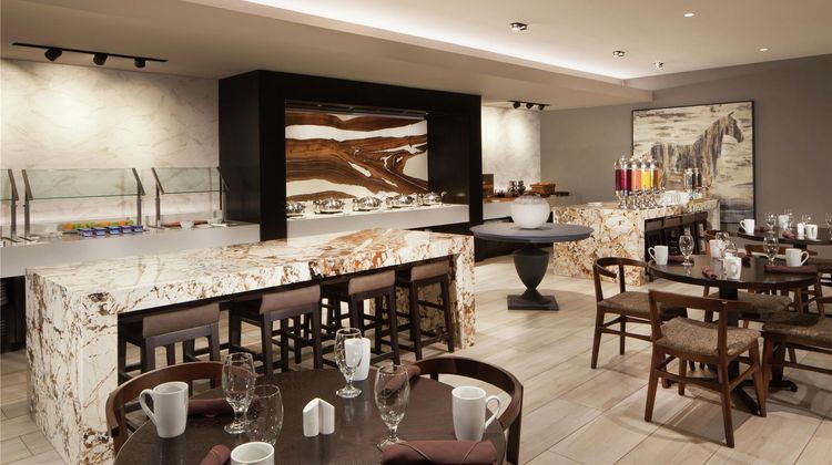 Hilton Fort Worth Restaurant