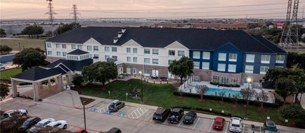Hilton Garden Inn Fort Worth North Exterior