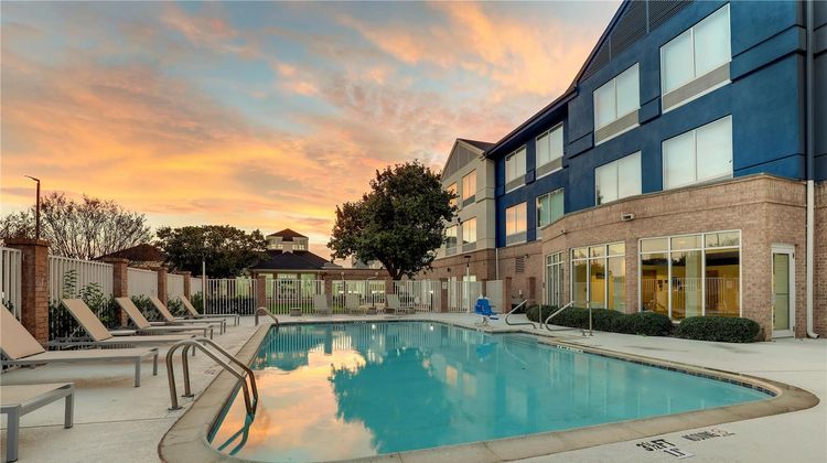 Hilton Garden Inn Fort Worth North Pool