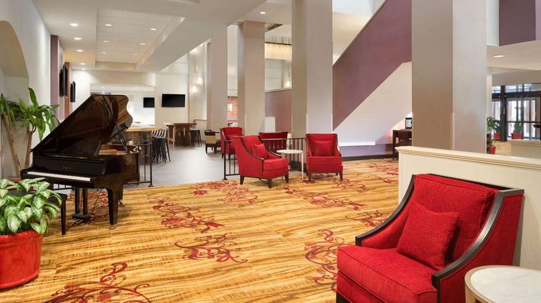 <b>Hilton Fort Wayne at the Grand Wayne Ctr Lobby</b>. Images powered by <a href="https://iceportal.shijigroup.com/" title="IcePortal" target="_blank">IcePortal</a>.
