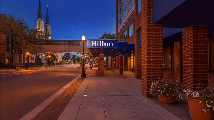 Hilton Fort Wayne at the Grand Wayne Ctr Exterior