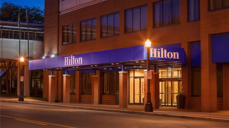 Hilton Fort Wayne at the Grand Wayne Ctr Exterior