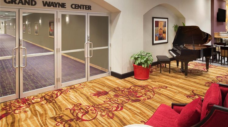 Hilton Fort Wayne at the Grand Wayne Ctr Lobby