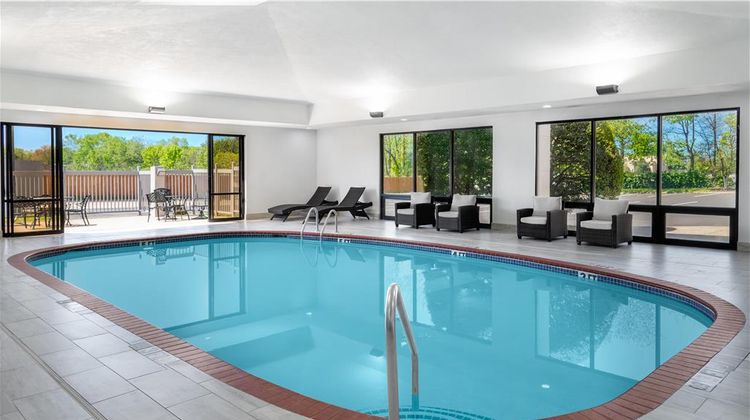 DoubleTree by Hilton Springdale Pool