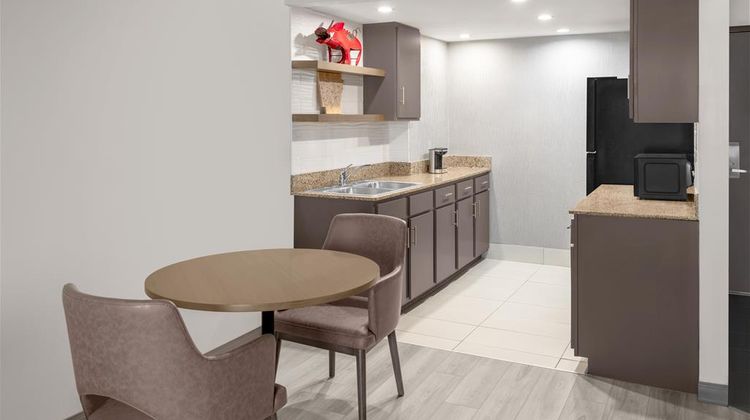 DoubleTree by Hilton Springdale Other