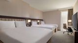 <b>Hilton London Gatwick Airport Room</b>. Images powered by <a href="https://iceportal.shijigroup.com/" title="IcePortal" target="_blank">IcePortal</a>.
