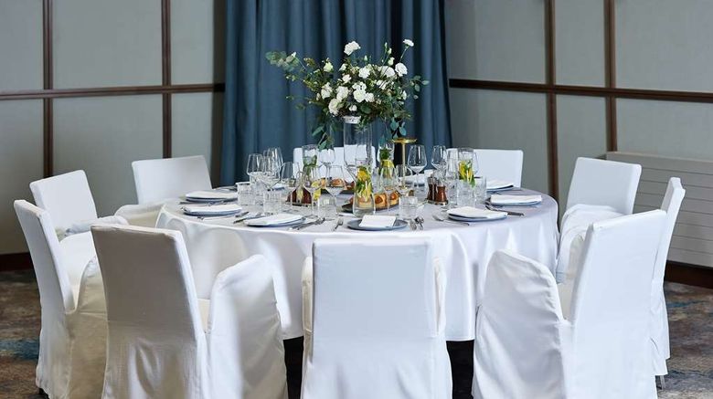 <b>Hilton Gdansk Meeting</b>. Images powered by <a href="https://iceportal.shijigroup.com/" title="IcePortal" target="_blank">IcePortal</a>.