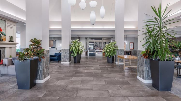 Hilton Garden Inn Grand Forks-UND Lobby