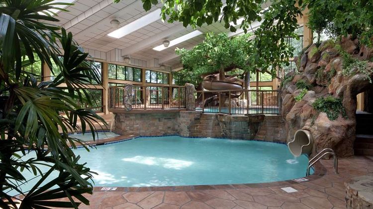 Park Vista DoubleTree by Hilton Pool