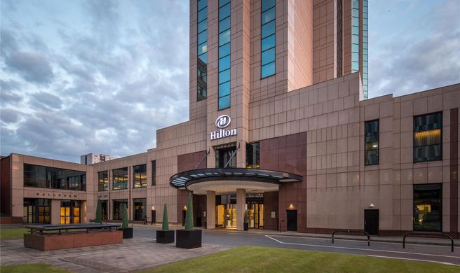 Hilton Glasgow Exterior
