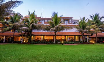 DoubleTree by Hilton Goa - Arpora - Baga