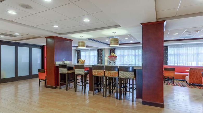 <b>Hampton Inn Groton Restaurant</b>. Images powered by <a href="https://iceportal.shijigroup.com/" title="IcePortal" target="_blank">IcePortal</a>.