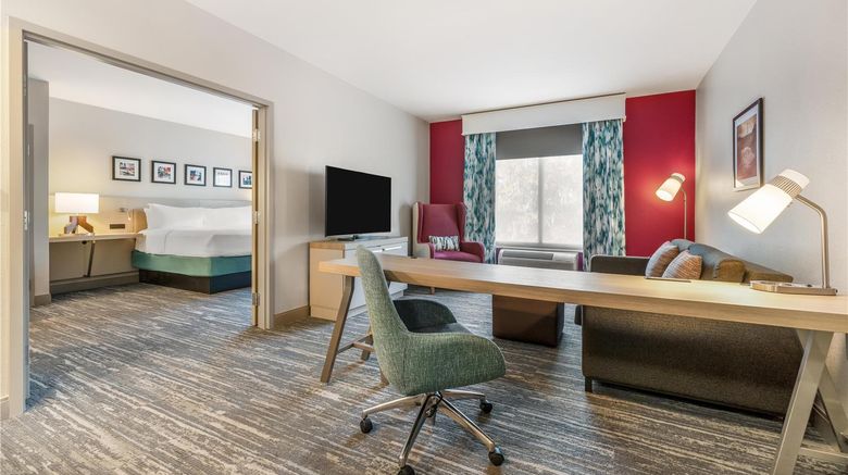 <b>Hilton Garden Inn Mystic Room</b>. Images powered by <a href="https://iceportal.shijigroup.com/" title="IcePortal" target="_blank">IcePortal</a>.
