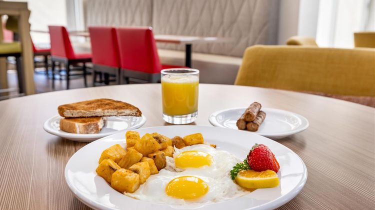 Hilton Garden Inn Mystic Restaurant