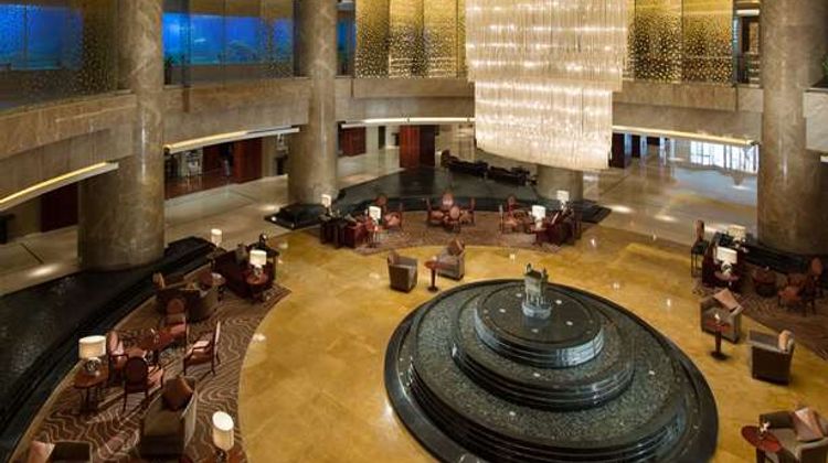 DoubleTree by Hilton Qinghai-Golmud Lobby
