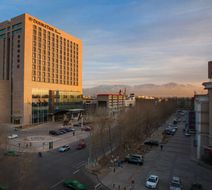 DoubleTree by Hilton Qinghai-Golmud Exterior