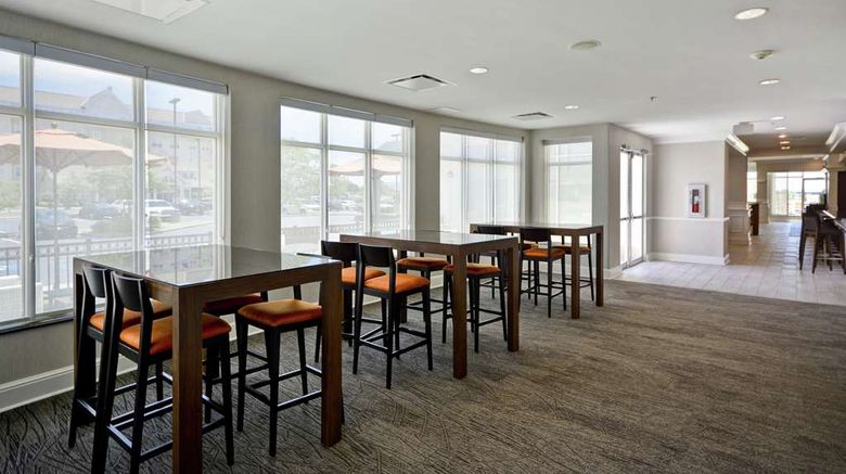 <b>Hilton Garden Inn Gulfport Airport Meeting</b>. Images powered by <a href="https://iceportal.shijigroup.com/" title="IcePortal" target="_blank">IcePortal</a>.
