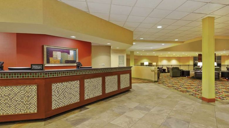 <b>Doubletree Hotel Holland Lobby</b>. Images powered by <a href="https://iceportal.shijigroup.com/" title="IcePortal" target="_blank">IcePortal</a>.