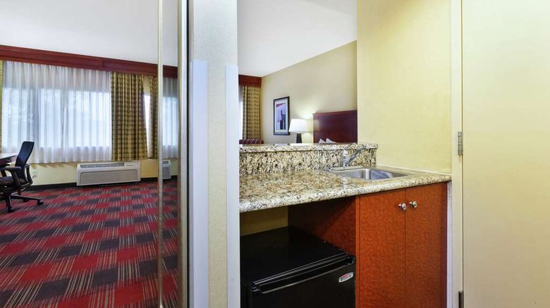 <b>Doubletree Hotel Holland Other</b>. Images powered by <a href="https://iceportal.shijigroup.com/" title="IcePortal" target="_blank">IcePortal</a>.