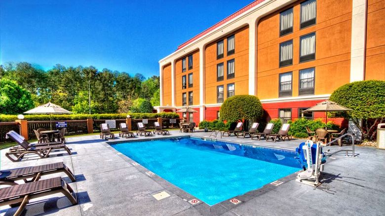 <b>Hampton Inn Goldsboro Pool</b>. Images powered by <a href="https://iceportal.shijigroup.com/" title="IcePortal" target="_blank">IcePortal</a>.
