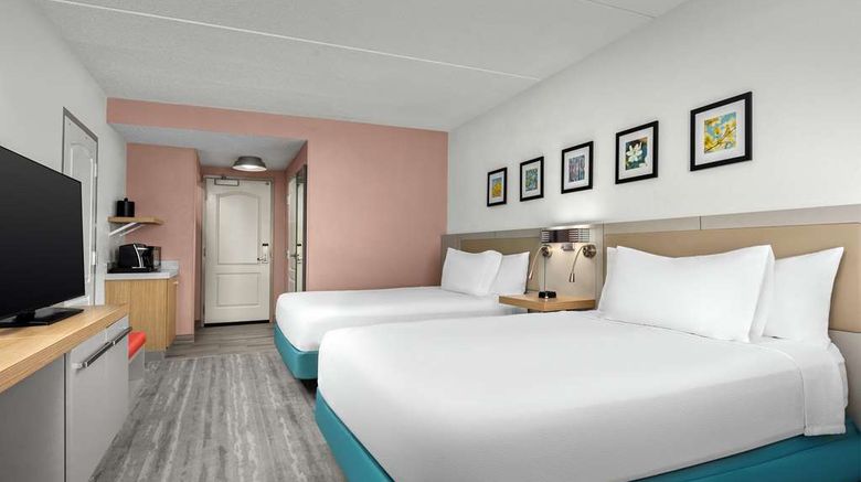 <b>Hilton Garden Inn Greensboro Room</b>. Images powered by <a href="https://iceportal.shijigroup.com/" title="IcePortal" target="_blank">IcePortal</a>.