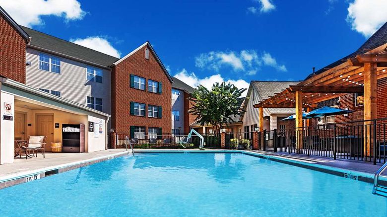 <b>Homewood Suites by Hilton Greensboro Pool</b>. Images powered by <a href="https://iceportal.shijigroup.com/" title="IcePortal" target="_blank">IcePortal</a>.