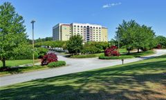 Embassy Suites Greenville Golf Resort