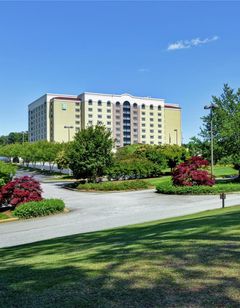 Embassy Suites Greenville Golf Resort