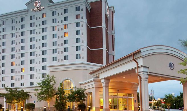 Doubletree by Hilton Hotel Greensboro Exterior