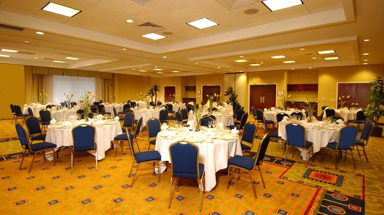 <b>Doubletree by Hilton Hotel Greensboro Meeting</b>. Images powered by <a href="https://iceportal.shijigroup.com/" title="IcePortal" target="_blank">IcePortal</a>.