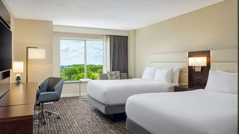 <b>Doubletree by Hilton Hotel Greensboro Room</b>. Images powered by <a href="https://iceportal.shijigroup.com/" title="IcePortal" target="_blank">IcePortal</a>.