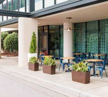 Hilton Greenville Exterior